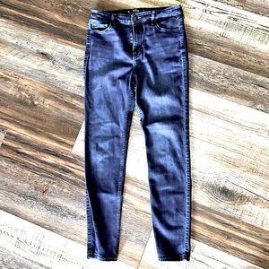 Women’s Hollister  high waisted skinny jeans